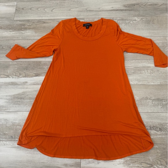 Karen Kane Orange 3/4 Sleeve Swing Tunic - Picture 3 of 4